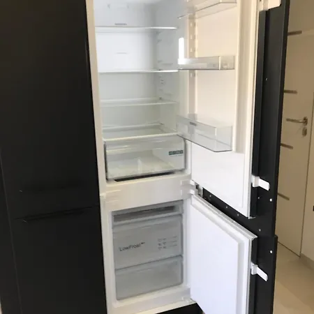 Neue Moderne Apartament