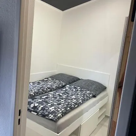 Neue Moderne Apartament