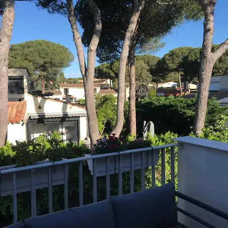 Neue Moderne Apartament *